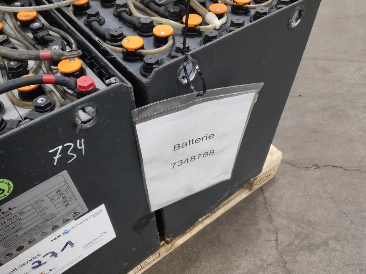 Battery Package 2 pieces - Акумулатор за Подемно-транспортна техника: снимка 2 Battery Package 2 pieces - Акумулатор за Подемно-транспортна техника: снимка 2