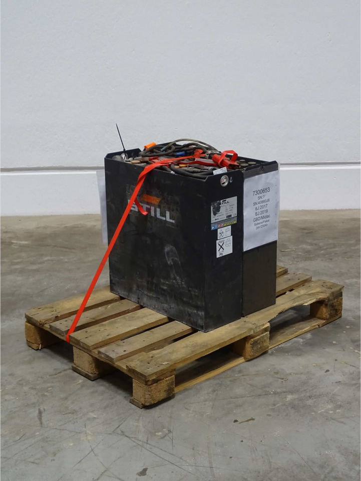 Battery Package 2 pieces - Акумулатор за Подемно-транспортна техника: снимка 4 Battery Package 2 pieces - Акумулатор за Подемно-транспортна техника: снимка 4