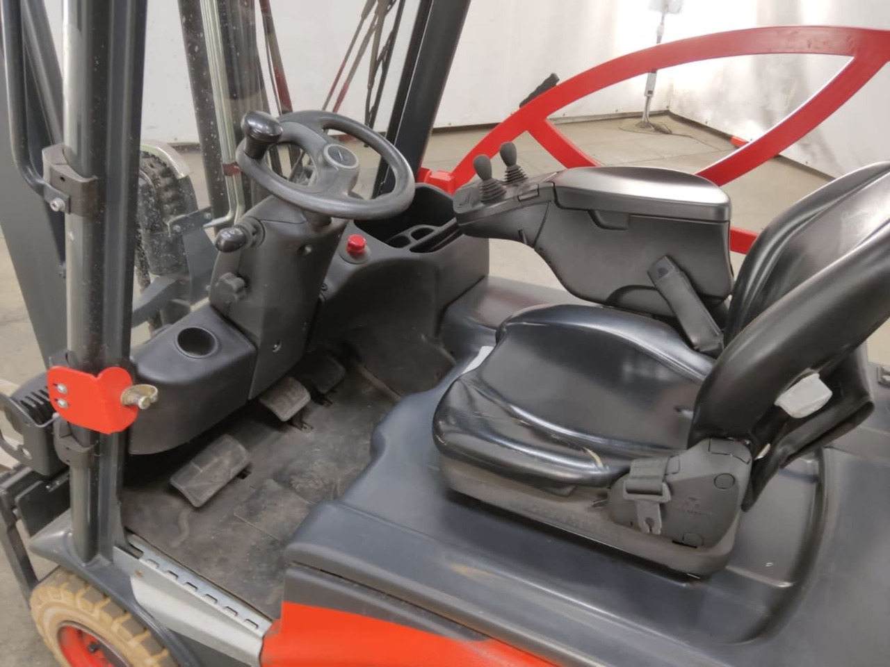 Linde E16-02 - Електрокар: снимка 5 Linde E16-02 - Електрокар: снимка 5