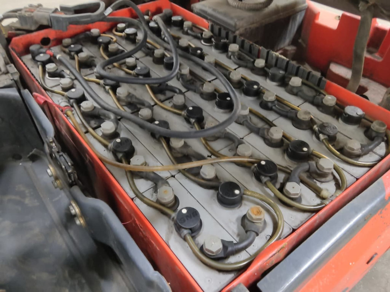 Linde E16C-02 - Електрокар: снимка 4 Linde E16C-02 - Електрокар: снимка 4