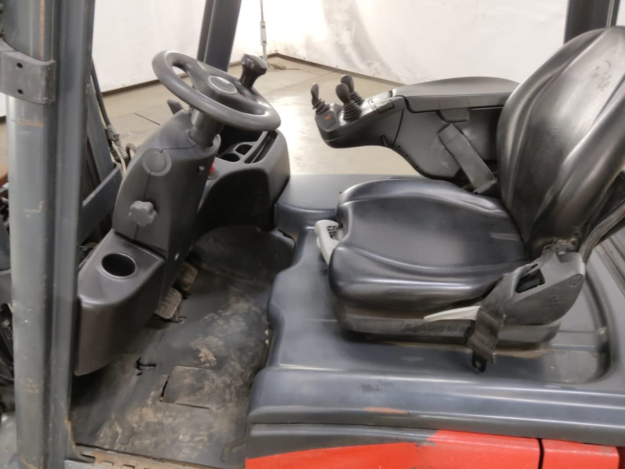 Linde E16C-02 - Електрокар: снимка 3 Linde E16C-02 - Електрокар: снимка 3