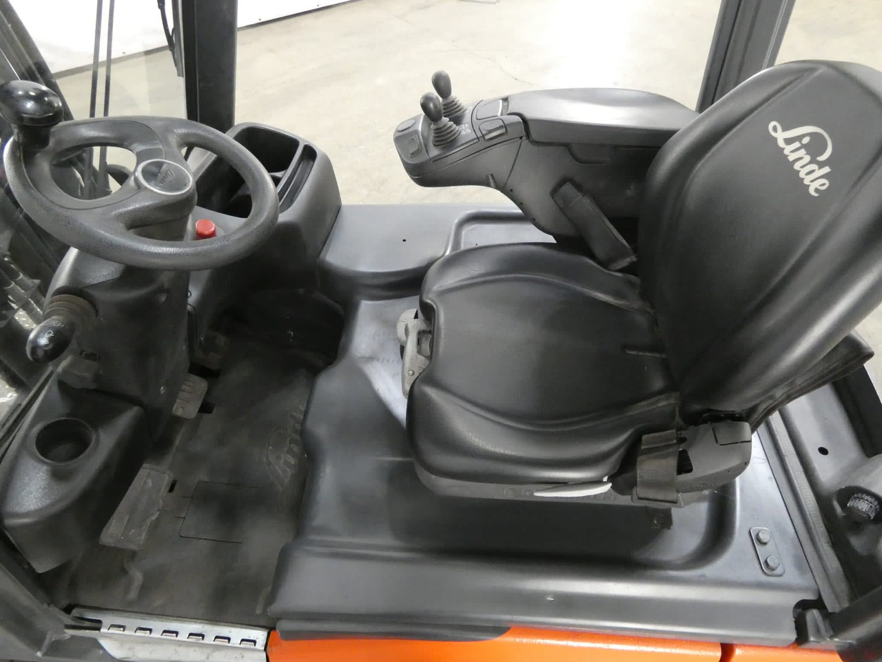 Linde E16C-02 - Електрокар: снимка 3 Linde E16C-02 - Електрокар: снимка 3