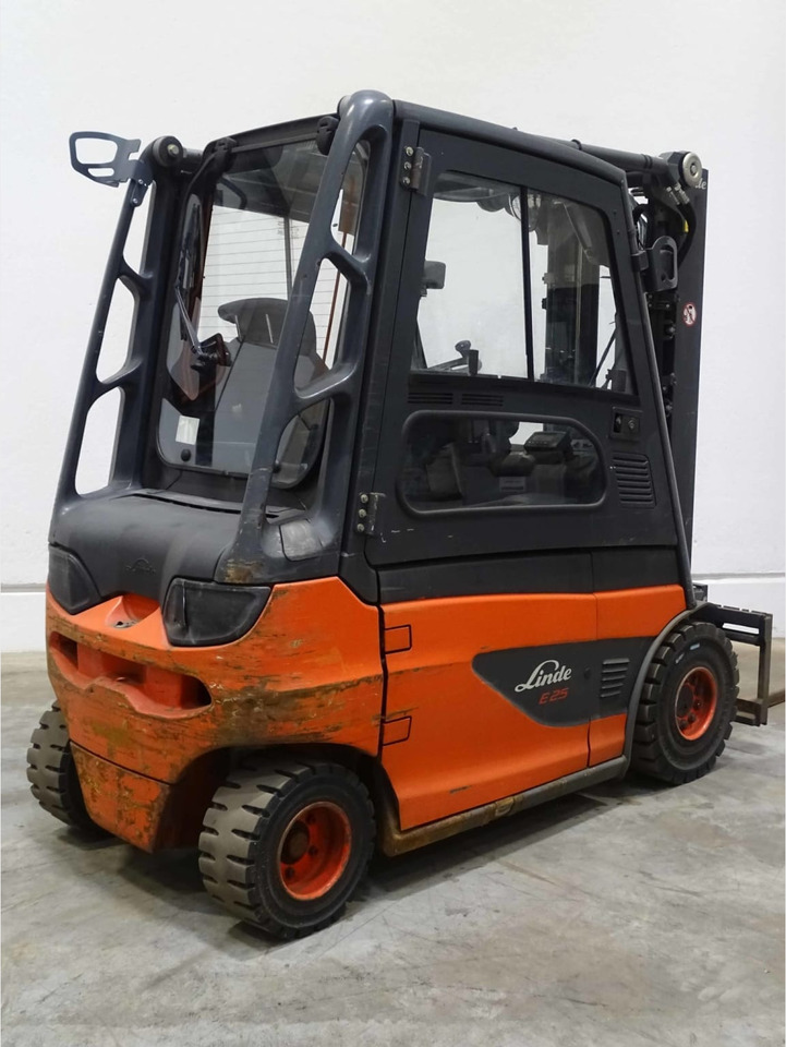 Linde E25-01 - Електрокар: снимка 3 Linde E25-01 - Електрокар: снимка 3