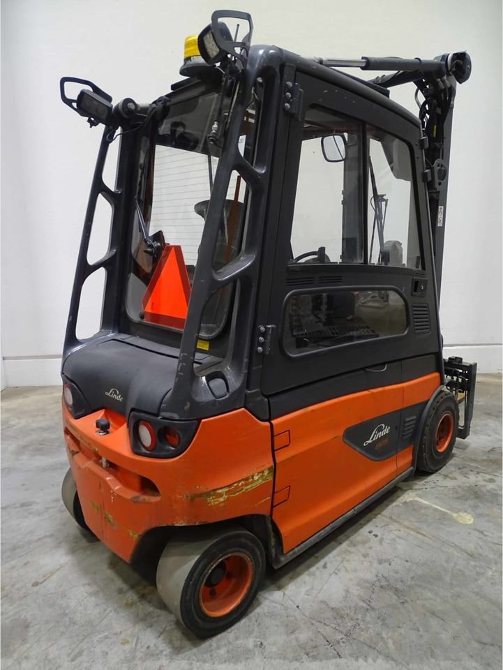 Linde E25L-01 - Електрокар: снимка 3 Linde E25L-01 - Електрокар: снимка 3