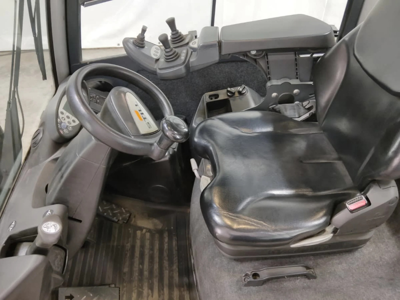 STILL RX70-25T/600 - Газокар: снимка 3 STILL RX70-25T/600 - Газокар: снимка 3