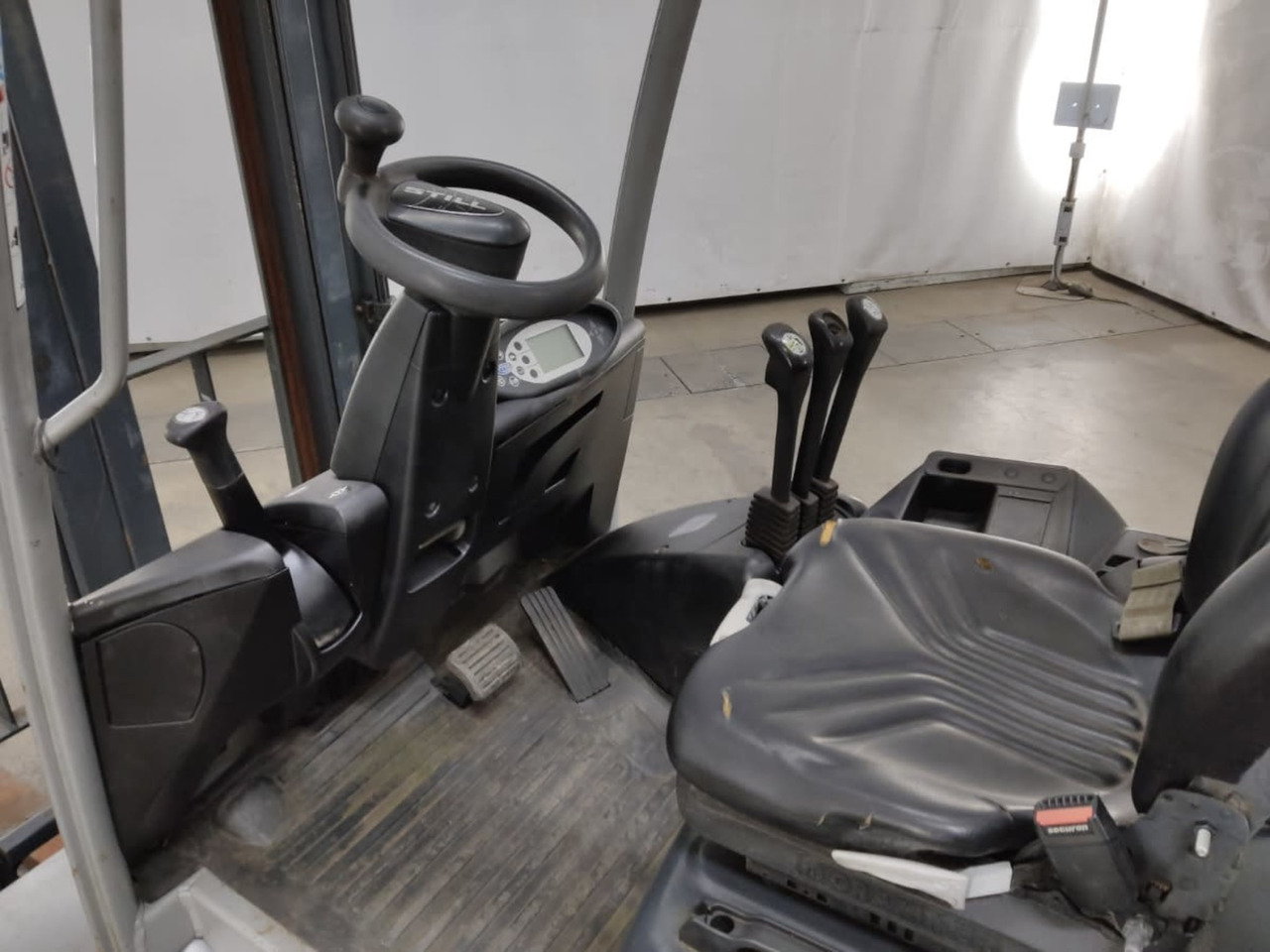 STILL RX70-25T - Газокар: снимка 3 STILL RX70-25T - Газокар: снимка 3