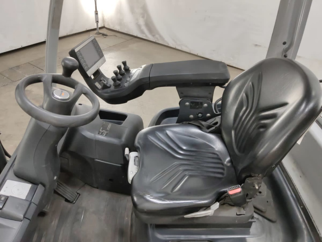 STILL RX70-25T - Газокар: снимка 3 STILL RX70-25T - Газокар: снимка 3