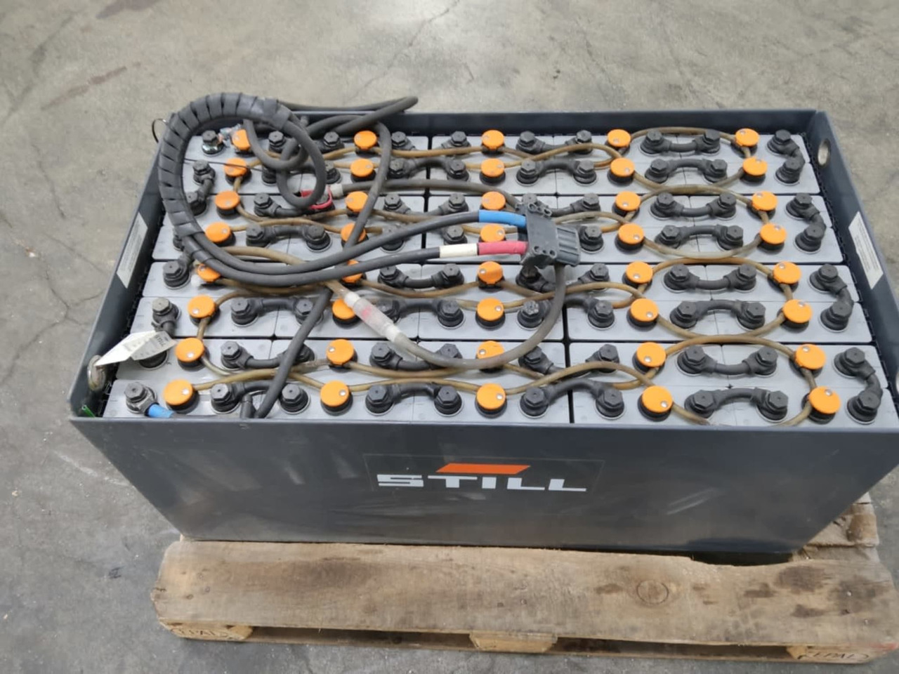 TAB Battery 80V 240Ah - Акумулатор за Подемно-транспортна техника: снимка 4 TAB Battery 80V 240Ah - Акумулатор за Подемно-транспортна техника: снимка 4