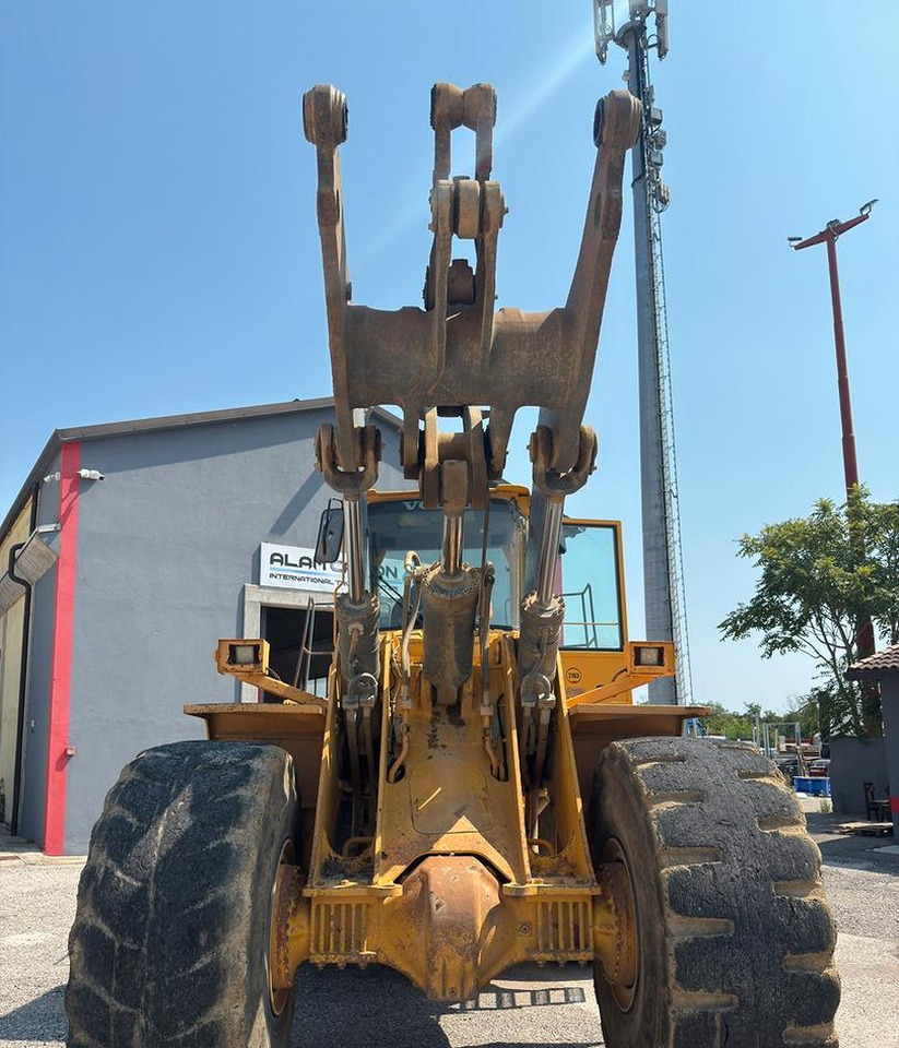 Колесен товарач Pala gommata Volvo L 220: снимка 8