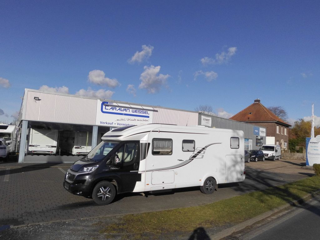 HYMER / ERIBA / HYMERCAR Tramp SL 704 Hubstützen, Solar, AHK uvm++++ - Полуинтегриран кемпер: снимка 3 HYMER / ERIBA / HYMERCAR Tramp SL 704 Hubstützen, Solar, AHK uvm++++ - Полуинтегриран кемпер: снимка 3