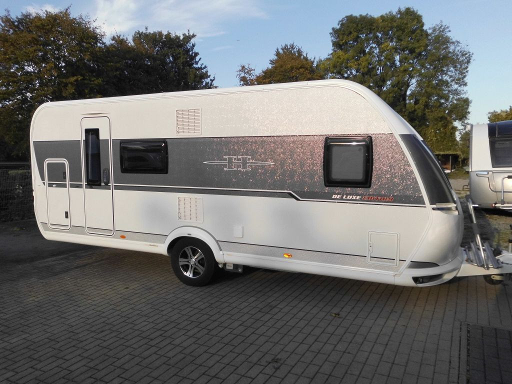 Hobby DE LUXE EDITION 560 KMFe 1 Hand XT-Mover Garage - Каравана: снимка 1 Hobby DE LUXE EDITION 560 KMFe 1 Hand XT-Mover Garage - Каравана: снимка 1