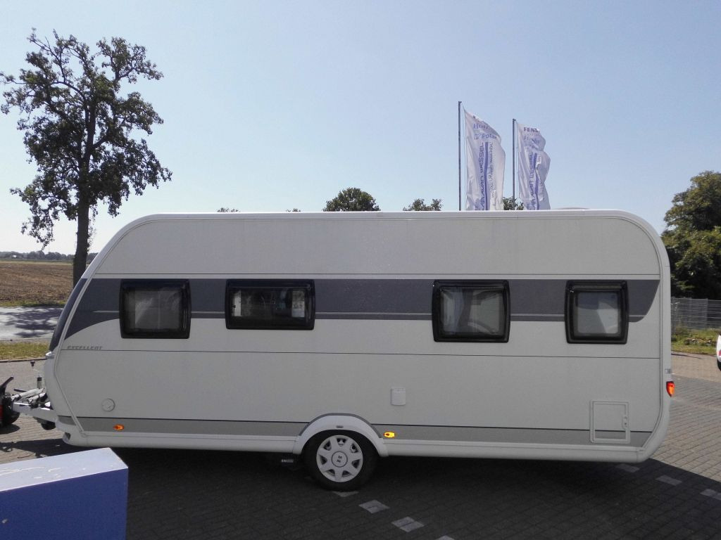 Hobby Excellent 495 WFB Mover, Autark,Combi6E Backofen - Каравана: снимка 4 Hobby Excellent 495 WFB Mover, Autark,Combi6E Backofen - Каравана: снимка 4