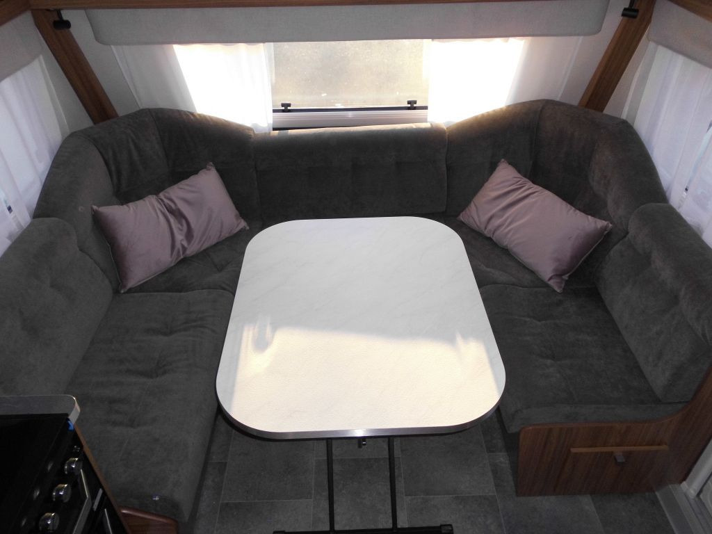 Каравана Polar 520 FW Original Modellwechsel-Aktion: снимка 11