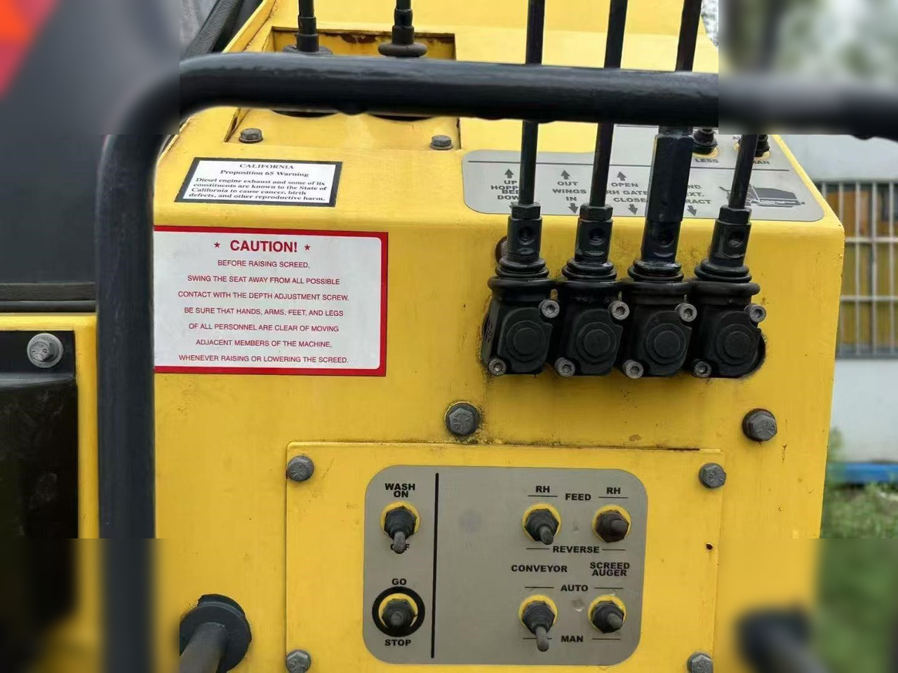 2000 BOMAG 815-2 - Асфалтополагач: снимка 4 2000 BOMAG 815-2 - Асфалтополагач: снимка 4