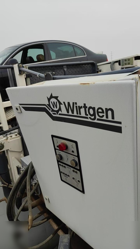 2006 WIRTGEN RX4500 - Стабилизатор за почва: снимка 1 2006 WIRTGEN RX4500 - Стабилизатор за почва: снимка 1