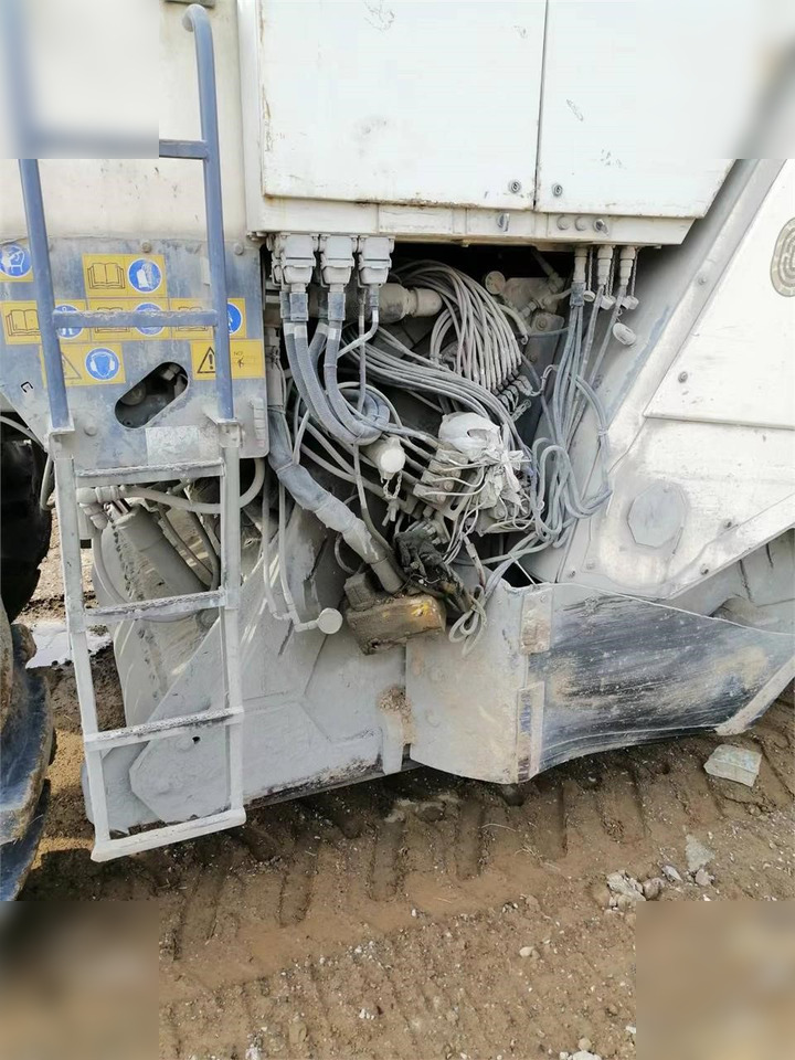 2010 WIRTGEN WR2500S - Стабилизатор за почва: снимка 4 2010 WIRTGEN WR2500S - Стабилизатор за почва: снимка 4