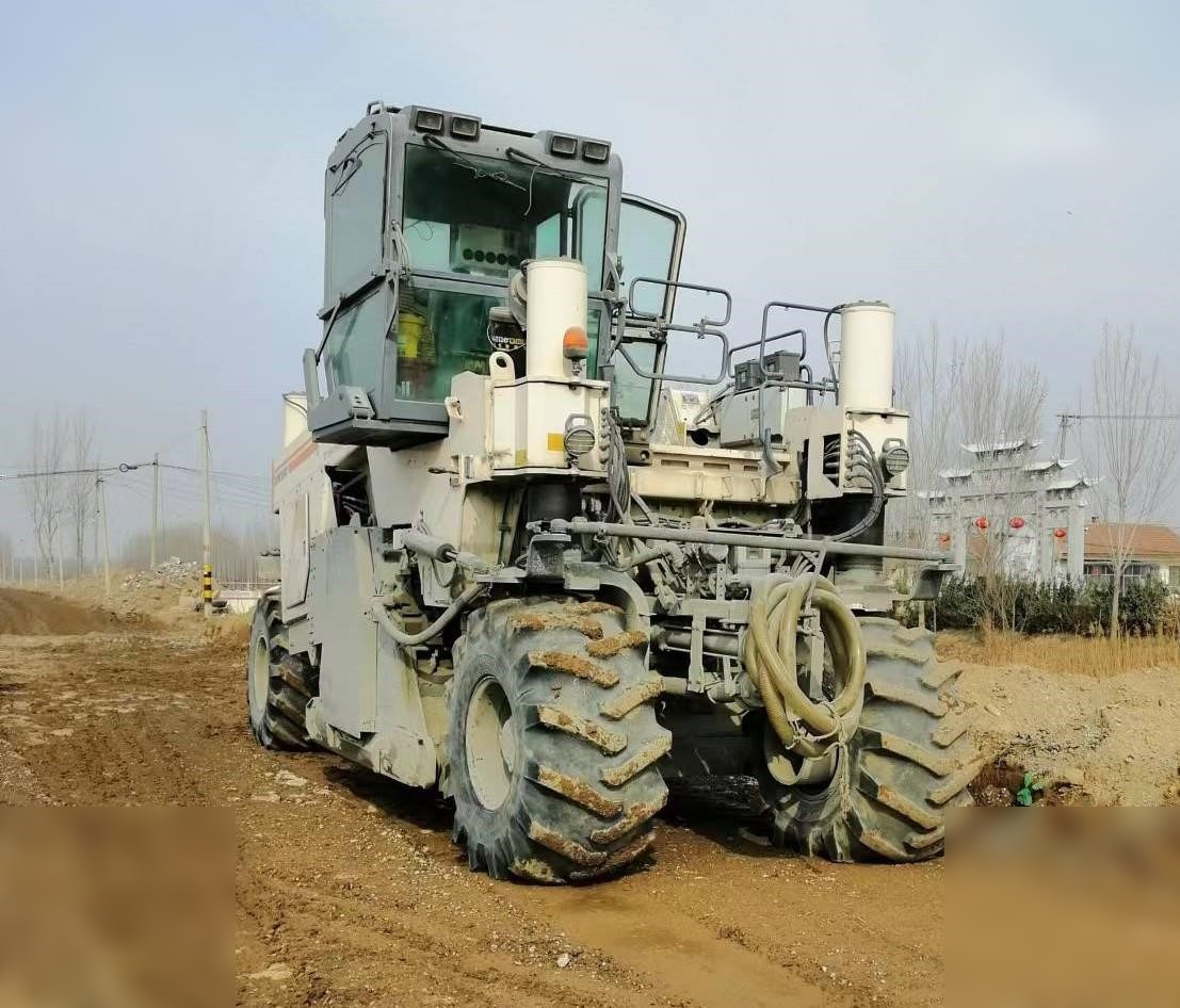 2010 WIRTGEN WR2500S - Стабилизатор за почва: снимка 3 2010 WIRTGEN WR2500S - Стабилизатор за почва: снимка 3