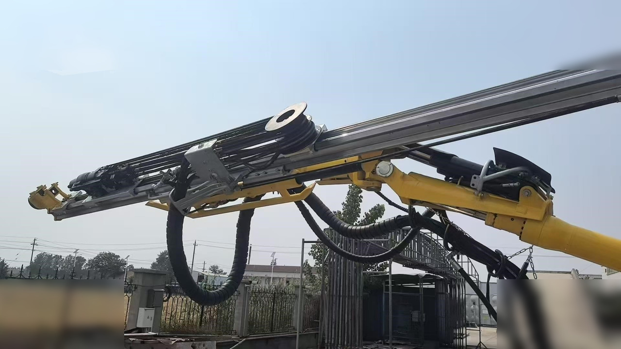 2014 ATLAS COPCO BOOMER 281 - Машина за хоризонтално-насочено сондиране: снимка 5 2014 ATLAS COPCO BOOMER 281 - Машина за хоризонтално-насочено сондиране: снимка 5