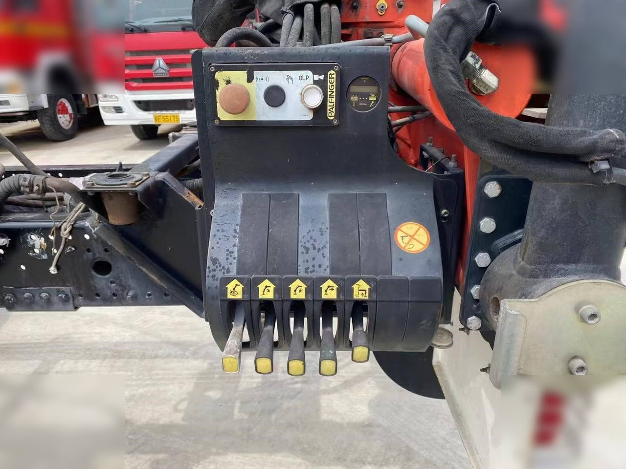 2016 PALFINGER PK7501 MOUNTED ON 2006 MAN D20 - Камион с кран: снимка 3 2016 PALFINGER PK7501 MOUNTED ON 2006 MAN D20 - Камион с кран: снимка 3