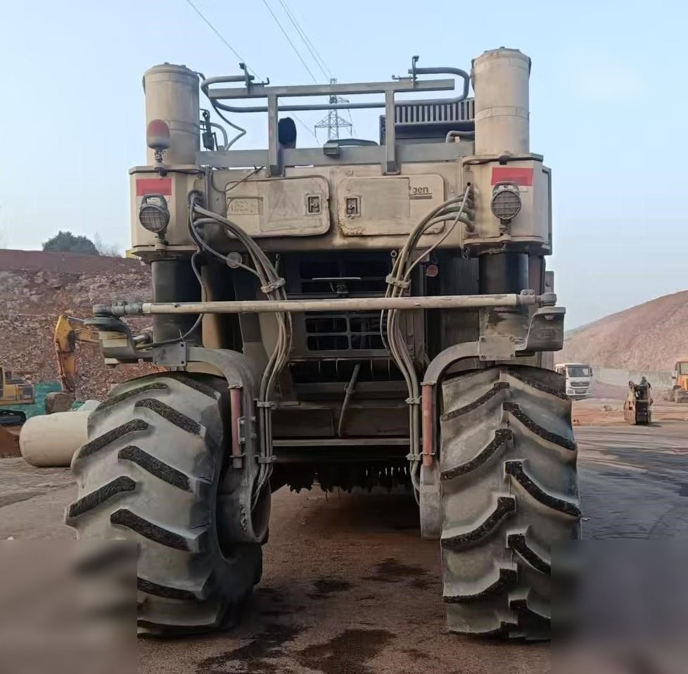 2016 WIRTGEN WR2500S - Стабилизатор за почва: снимка 5 2016 WIRTGEN WR2500S - Стабилизатор за почва: снимка 5