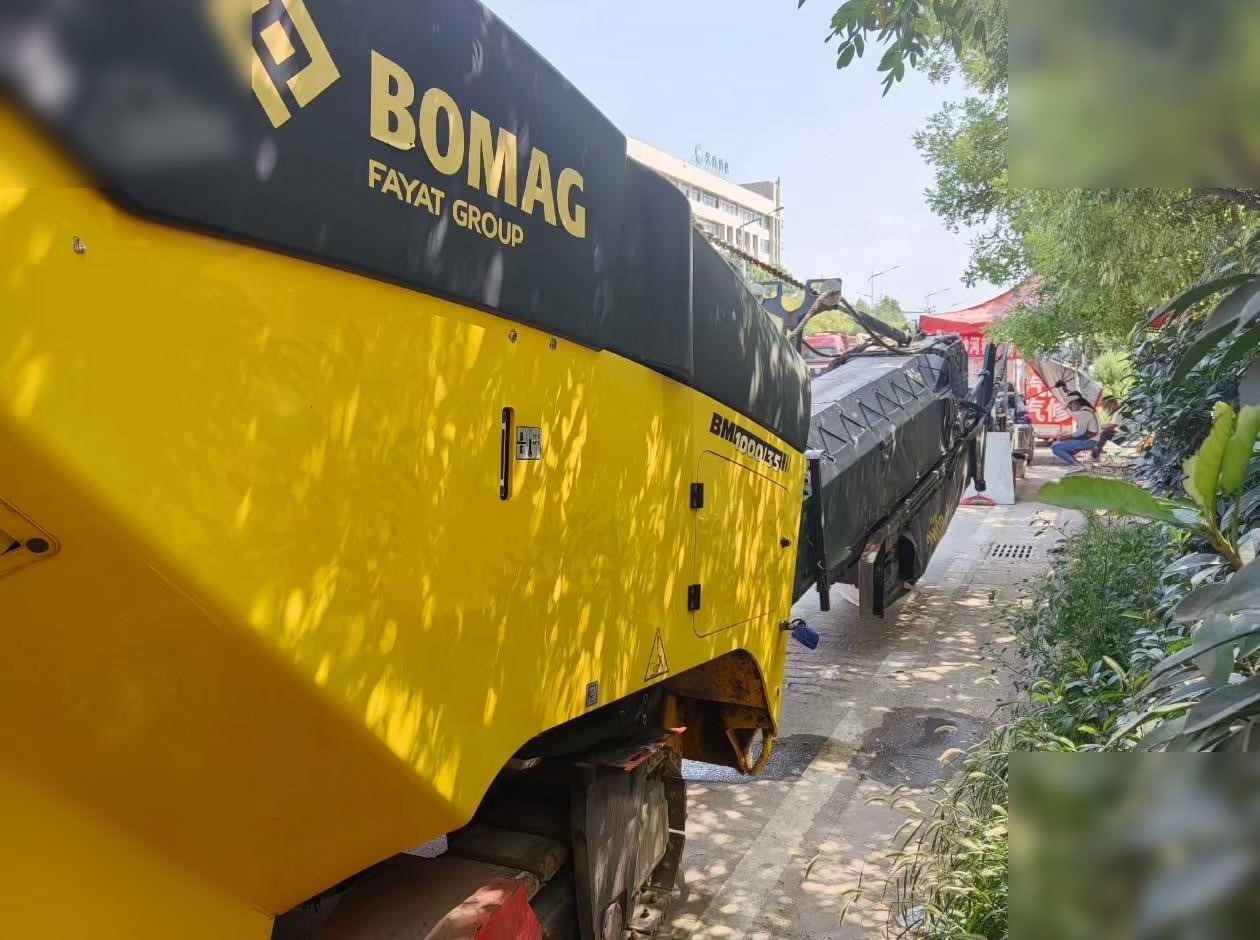 2017 BOMAG BM1000/35 - Пътна фреза: снимка 2 2017 BOMAG BM1000/35 - Пътна фреза: снимка 2