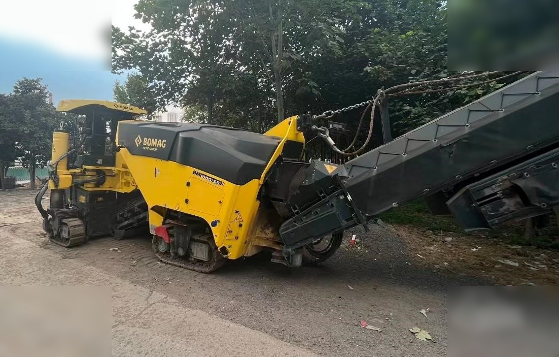 2017 BOMAG BM1000/35 - Пътна фреза: снимка 1 2017 BOMAG BM1000/35 - Пътна фреза: снимка 1