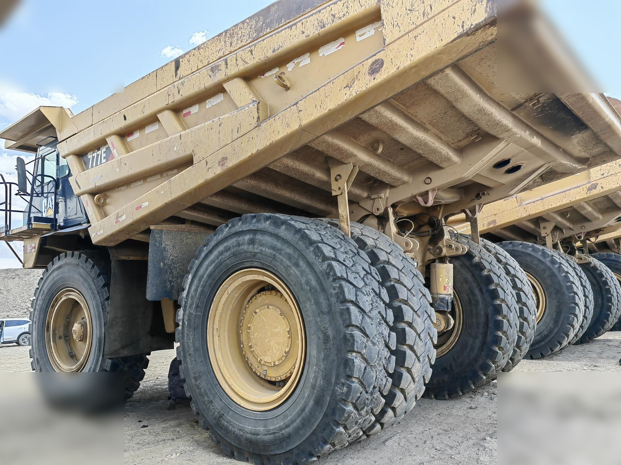 2018 CATERPILLAR 777E - Кариерен самосвал: снимка 2 2018 CATERPILLAR 777E - Кариерен самосвал: снимка 2