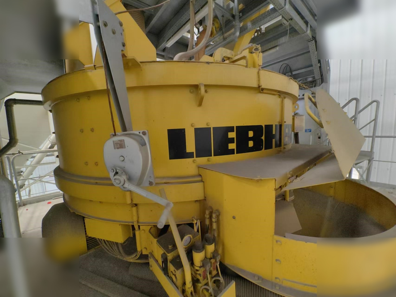 2019 LIEBHERR BETOMIX 2.25 - Бетонов възел: снимка 1 2019 LIEBHERR BETOMIX 2.25 - Бетонов възел: снимка 1