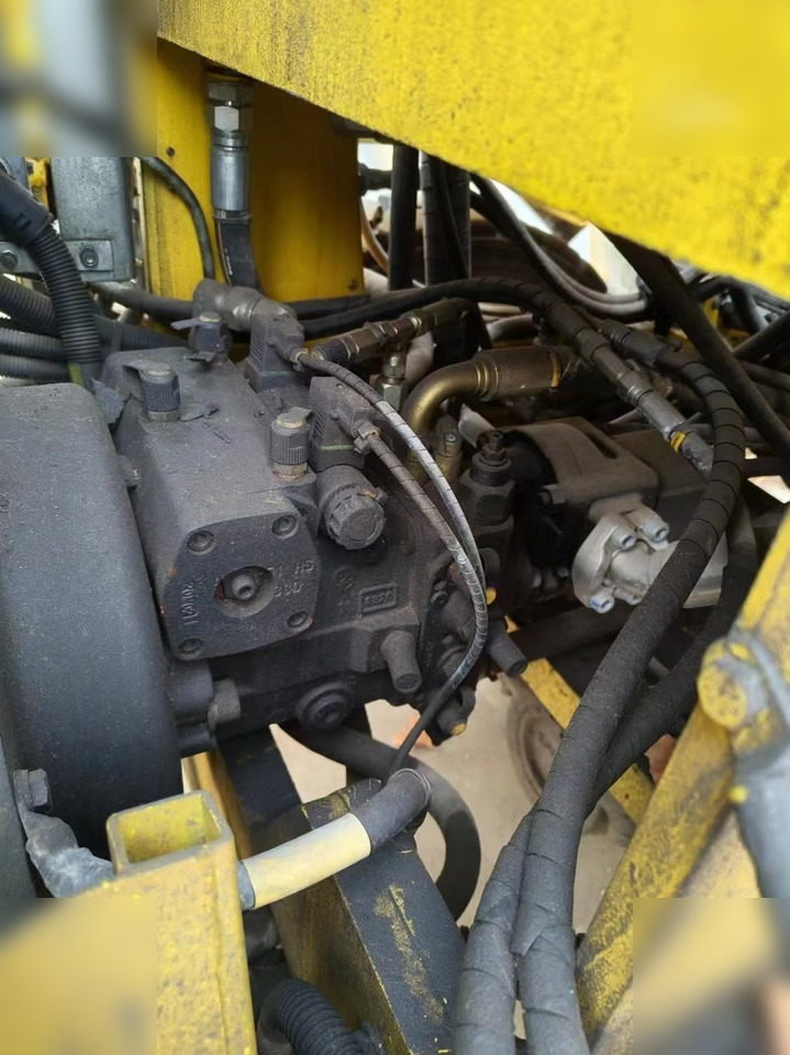 2021 EPIROC BOOMER K111 - Машина за хоризонтално-насочено сондиране: снимка 5 2021 EPIROC BOOMER K111 - Машина за хоризонтално-насочено сондиране: снимка 5