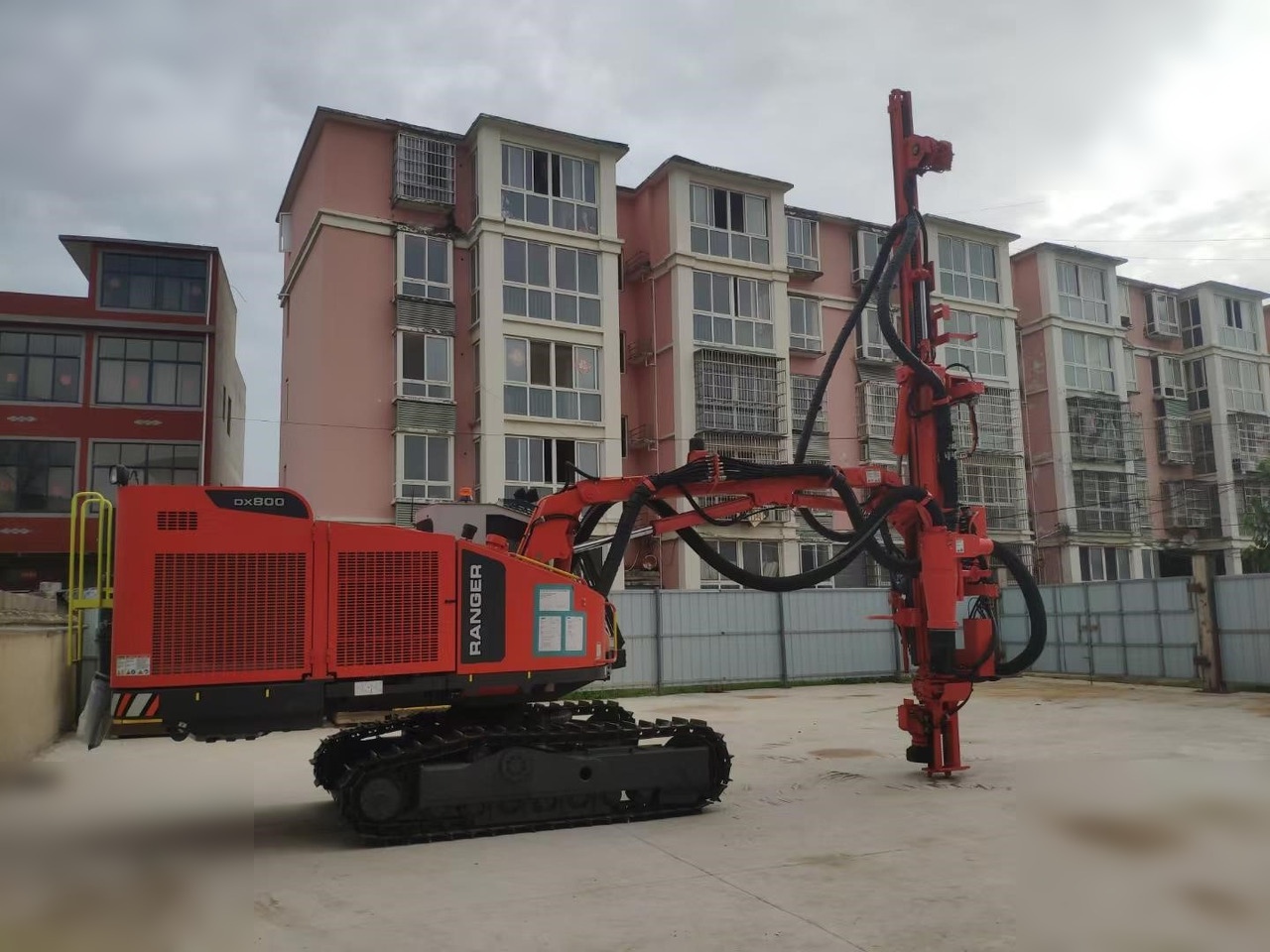 2023 SANDVIK DX800 - Пробивна машина: снимка 2 2023 SANDVIK DX800 - Пробивна машина: снимка 2