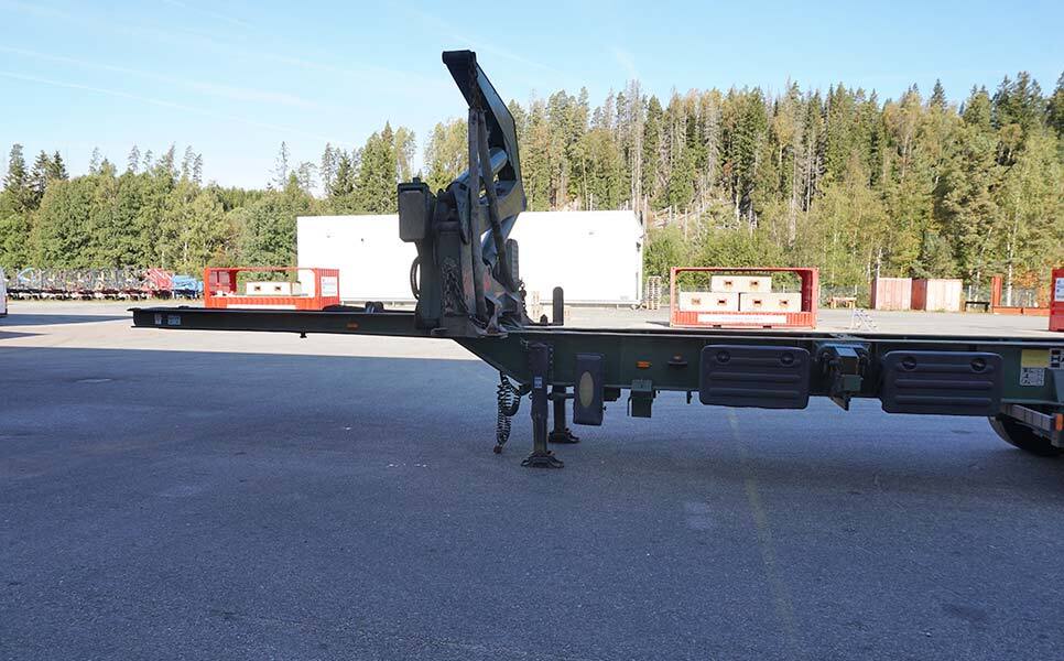 Hammar 195 S, Sideloader, 33 tonnes SWL (20'-40') - Контейнеровоз/ Сменна каросерия полуремарке: снимка 4 Hammar 195 S, Sideloader, 33 tonnes SWL (20'-40') - Контейнеровоз/ Сменна каросерия полуремарке: снимка 4