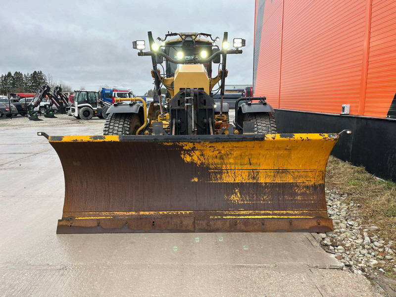 Caterpillar 160M AWD LEICA 3D / AC / CENTRAL LUBRICATION - Грейдер: снимка 2 Caterpillar 160M AWD LEICA 3D / AC / CENTRAL LUBRICATION - Грейдер: снимка 2