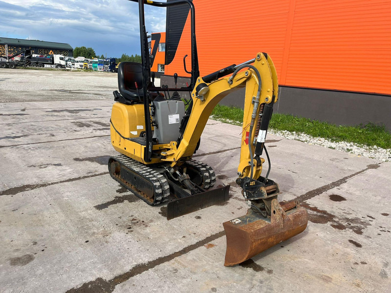Caterpillar 300.9 D TILT / 3 BUCKETS - Мини багер: снимка 4 Caterpillar 300.9 D TILT / 3 BUCKETS - Мини багер: снимка 4