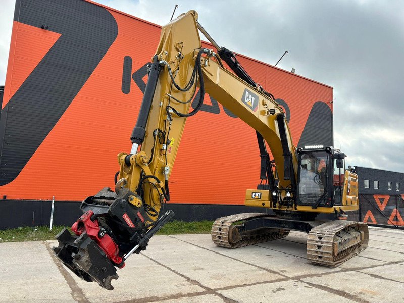 Caterpillar 330 3D / ROTOTILT / AC / CENTRAL LUBRICATION - Верижен багер: снимка 2 Caterpillar 330 3D / ROTOTILT / AC / CENTRAL LUBRICATION - Верижен багер: снимка 2