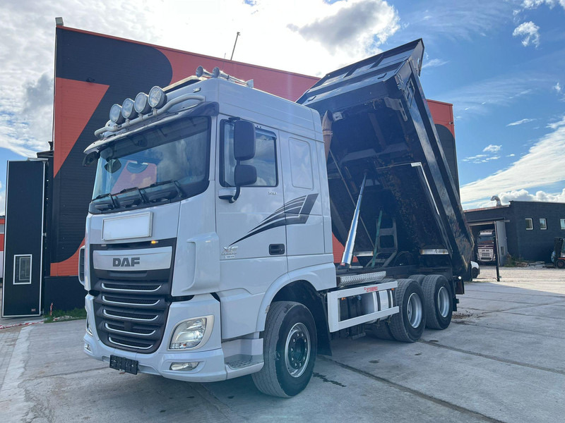 DAF XF 510 6x4 RETARDER / BOX L=4690 mm - Самосвал камион: снимка 2 DAF XF 510 6x4 RETARDER / BOX L=4690 mm - Самосвал камион: снимка 2