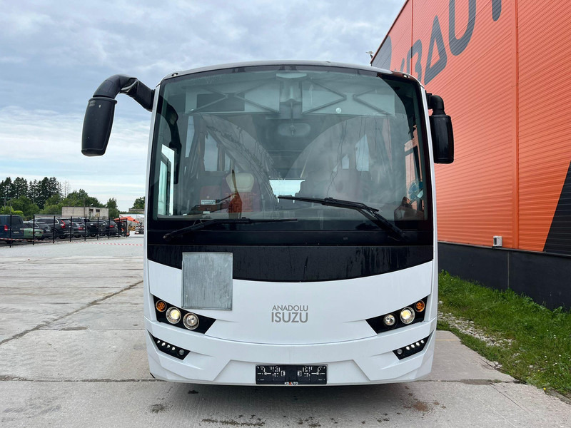 Isuzu Visigo 4x2 EURO 6 / 41 SEATS / AC - Туристически автобус: снимка 2 Isuzu Visigo 4x2 EURO 6 / 41 SEATS / AC - Туристически автобус: снимка 2