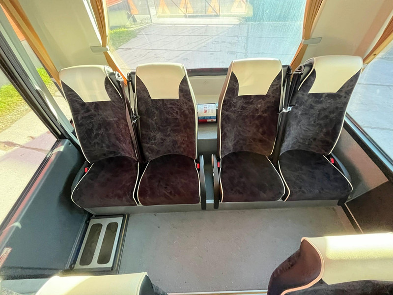 Микробус, Пътнически бус Iveco Indcar Wing 4x2 23 SEATS / AC / WEBASTO: снимка 17 Микробус, Пътнически бус Iveco Indcar Wing 4x2 23 SEATS / AC / WEBASTO: снимка 17