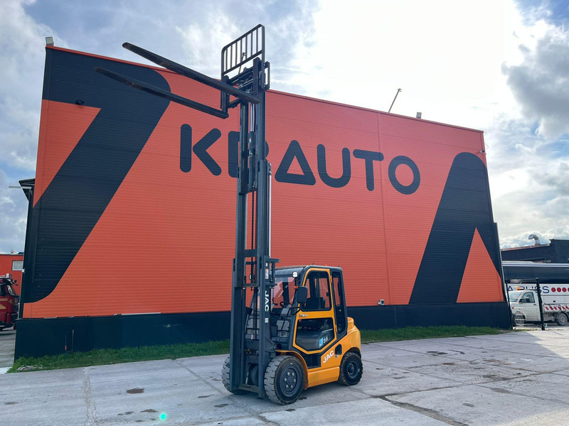Jac CPCD 35 J RATED CAPACITY 3500 kg / LIFTING HEIGHT 4800 mm - Дизелов мотокар: снимка 1 Jac CPCD 35 J RATED CAPACITY 3500 kg / LIFTING HEIGHT 4800 mm - Дизелов мотокар: снимка 1