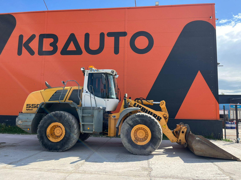 Liebherr L 550 4X4 AC / CENTRL LUBRICATION / SCALES - Колесен товарач: снимка 4 Liebherr L 550 4X4 AC / CENTRL LUBRICATION / SCALES - Колесен товарач: снимка 4