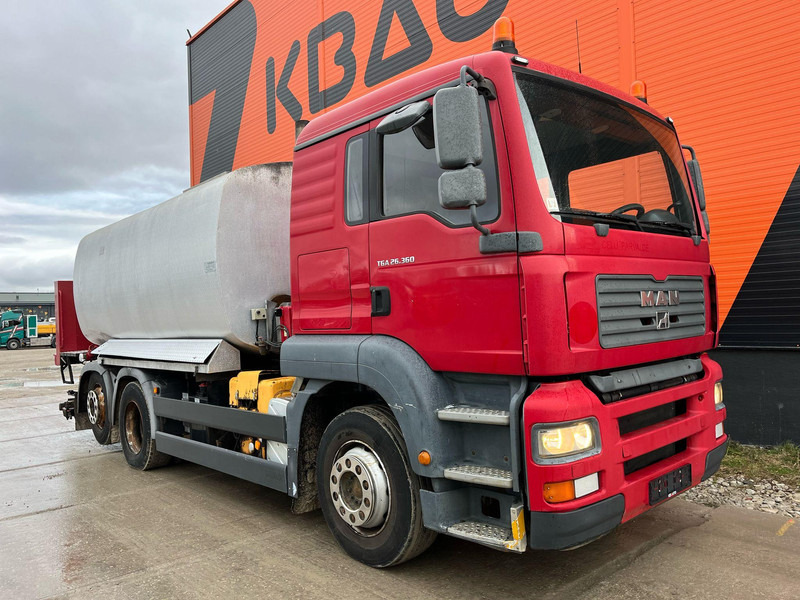 MAN TGA 26.360 6X2 Schäfer SRH 10000 / 3105 hours - Камион цистерна: снимка 3 MAN TGA 26.360 6X2 Schäfer SRH 10000 / 3105 hours - Камион цистерна: снимка 3
