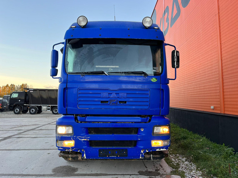 MAN TGA 26.413 6x2*4 TANK 14000 l - Камион цистерна: снимка 3 MAN TGA 26.413 6x2*4 TANK 14000 l - Камион цистерна: снимка 3