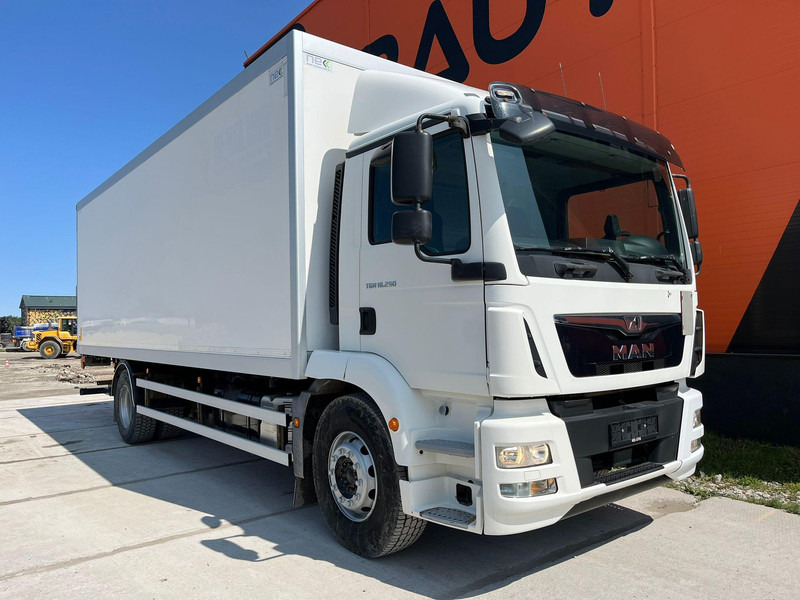 MAN TGM 18.290 4x2 BOX L=7543 mm - Камион фургон: снимка 4 MAN TGM 18.290 4x2 BOX L=7543 mm - Камион фургон: снимка 4