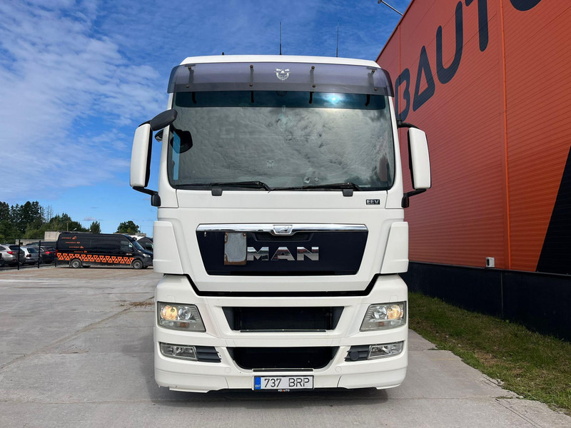 MAN TGX 26.440 6x2 BDF / BOX L=7430 mm - Камион с брезент: снимка 3 MAN TGX 26.440 6x2 BDF / BOX L=7430 mm - Камион с брезент: снимка 3