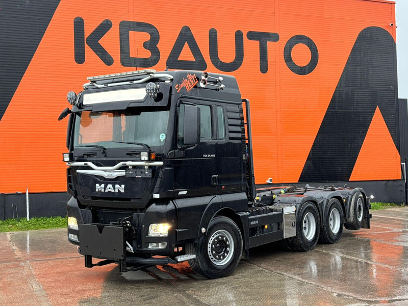MAN TGX 35.560 8x4*4 LOW MILEAGE ! / INTARDER / JOAB 24 ton / L=5600 mm / SNOW PLOW EQUIPMENT - Мултилифт с кука камион: снимка 1 MAN TGX 35.560 8x4*4 LOW MILEAGE ! / INTARDER / JOAB 24 ton / L=5600 mm / SNOW PLOW EQUIPMENT - Мултилифт с кука камион: снимка 1