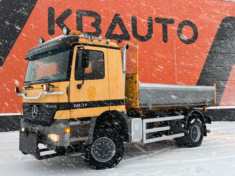Mercedes-Benz Actros 1831 4x4 V6 / FULL STEEL / BOX L=4342 mm - Самосвал камион: снимка 1 Mercedes-Benz Actros 1831 4x4 V6 / FULL STEEL / BOX L=4342 mm - Самосвал камион: снимка 1