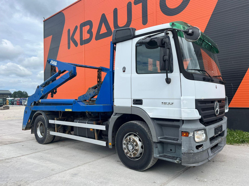 Mercedes-Benz Actros 1832 4x2 JOAB HL 14 U - Мултилифт за контейнери камион: снимка 4 Mercedes-Benz Actros 1832 4x2 JOAB HL 14 U - Мултилифт за контейнери камион: снимка 4