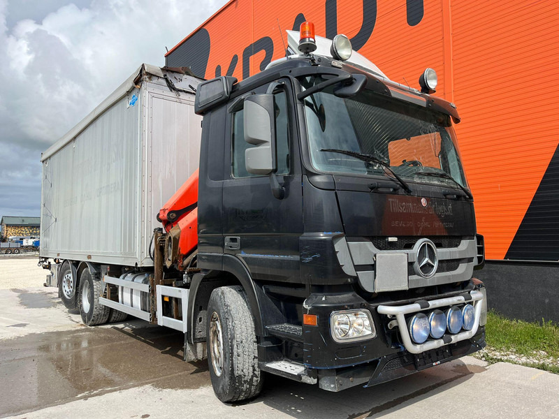 Mercedes-Benz Actros 2536 6x2*4 PK18002 / BOX L=6965 mm - Бордови камион, Камион с кран: снимка 3 Mercedes-Benz Actros 2536 6x2*4 PK18002 / BOX L=6965 mm - Бордови камион, Камион с кран: снимка 3