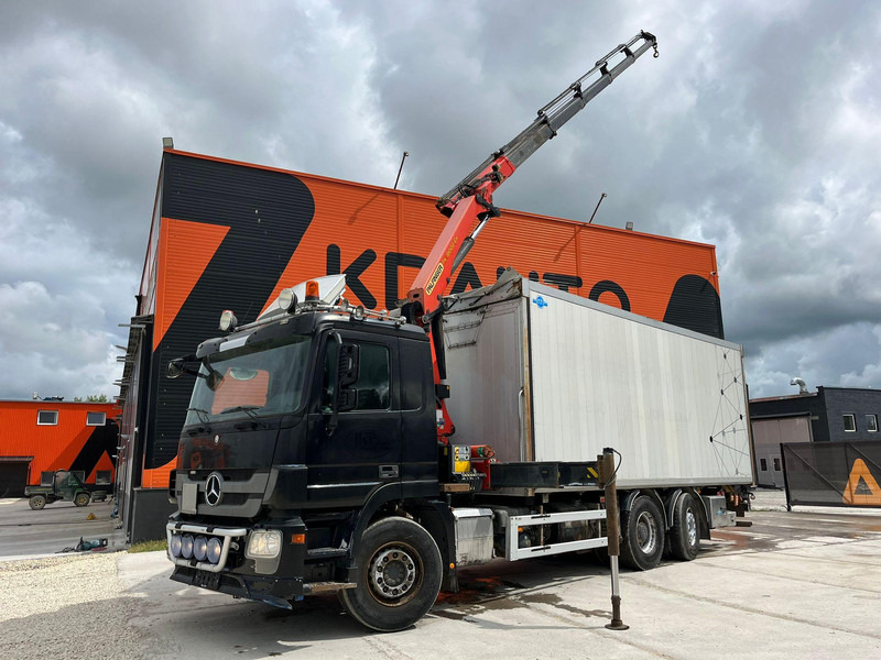 Mercedes-Benz Actros 2536 6x2*4 PK18002 / BOX L=6965 mm - Бордови камион, Камион с кран: снимка 1 Mercedes-Benz Actros 2536 6x2*4 PK18002 / BOX L=6965 mm - Бордови камион, Камион с кран: снимка 1