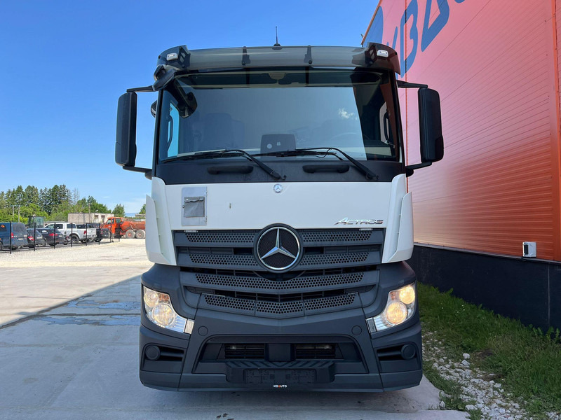 Mercedes-Benz Actros 2545 6x2 BOX L=7526 mm - Камион фургон: снимка 2 Mercedes-Benz Actros 2545 6x2 BOX L=7526 mm - Камион фургон: снимка 2