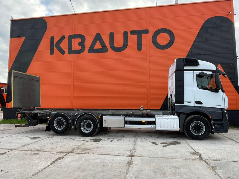 Mercedes-Benz Actros 2548 6x2*4 RETARDER / CHASSIS L= 7870 mm - Контейнеровоз/ Сменна каросерия камион: снимка 5 Mercedes-Benz Actros 2548 6x2*4 RETARDER / CHASSIS L= 7870 mm - Контейнеровоз/ Сменна каросерия камион: снимка 5